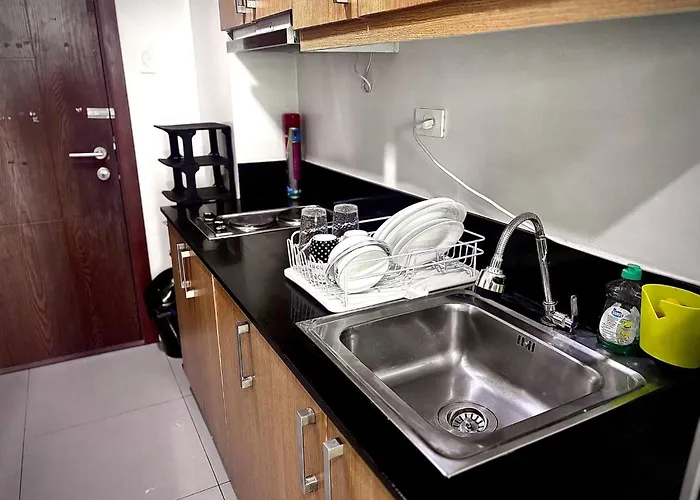 Charming 1-bedroom In Vibrant Pasay *